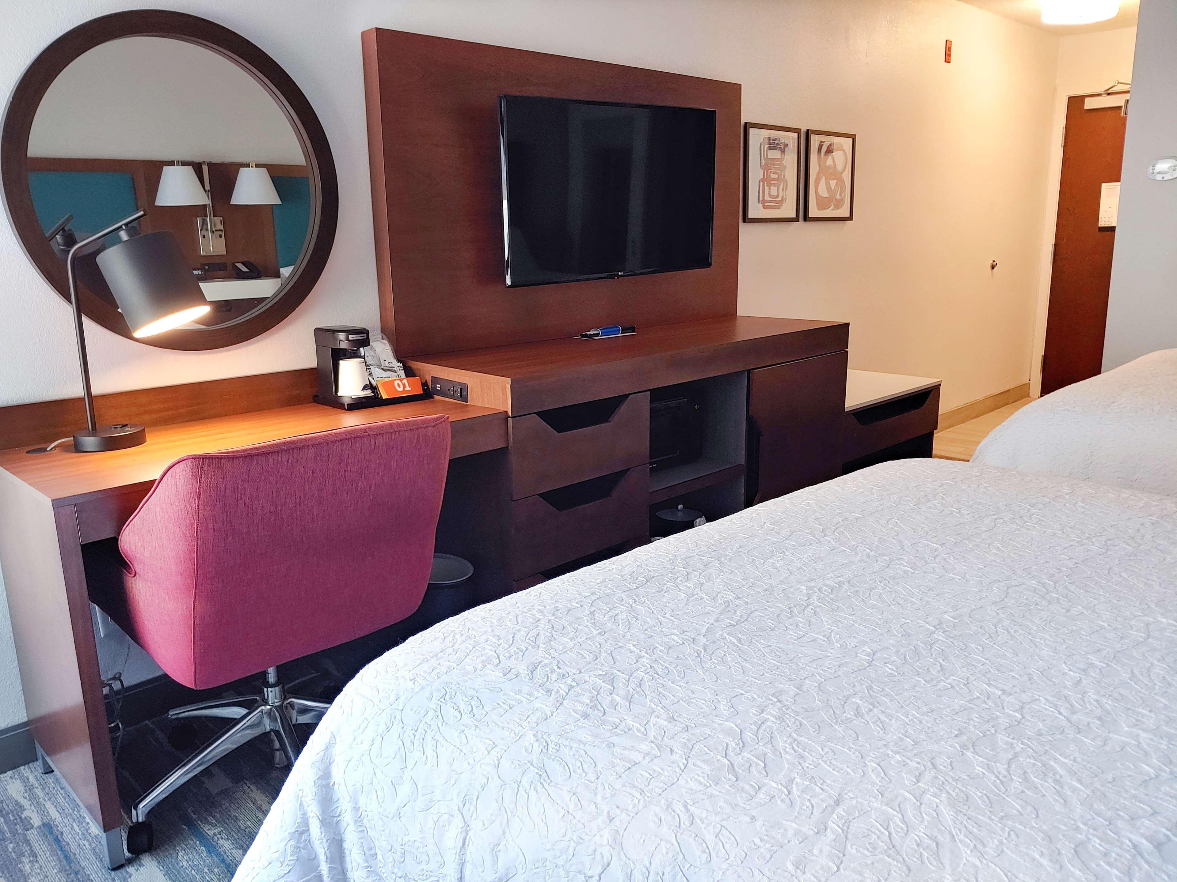 Hampton Inn By Hilton Concord/Bow Zewnętrze zdjęcie