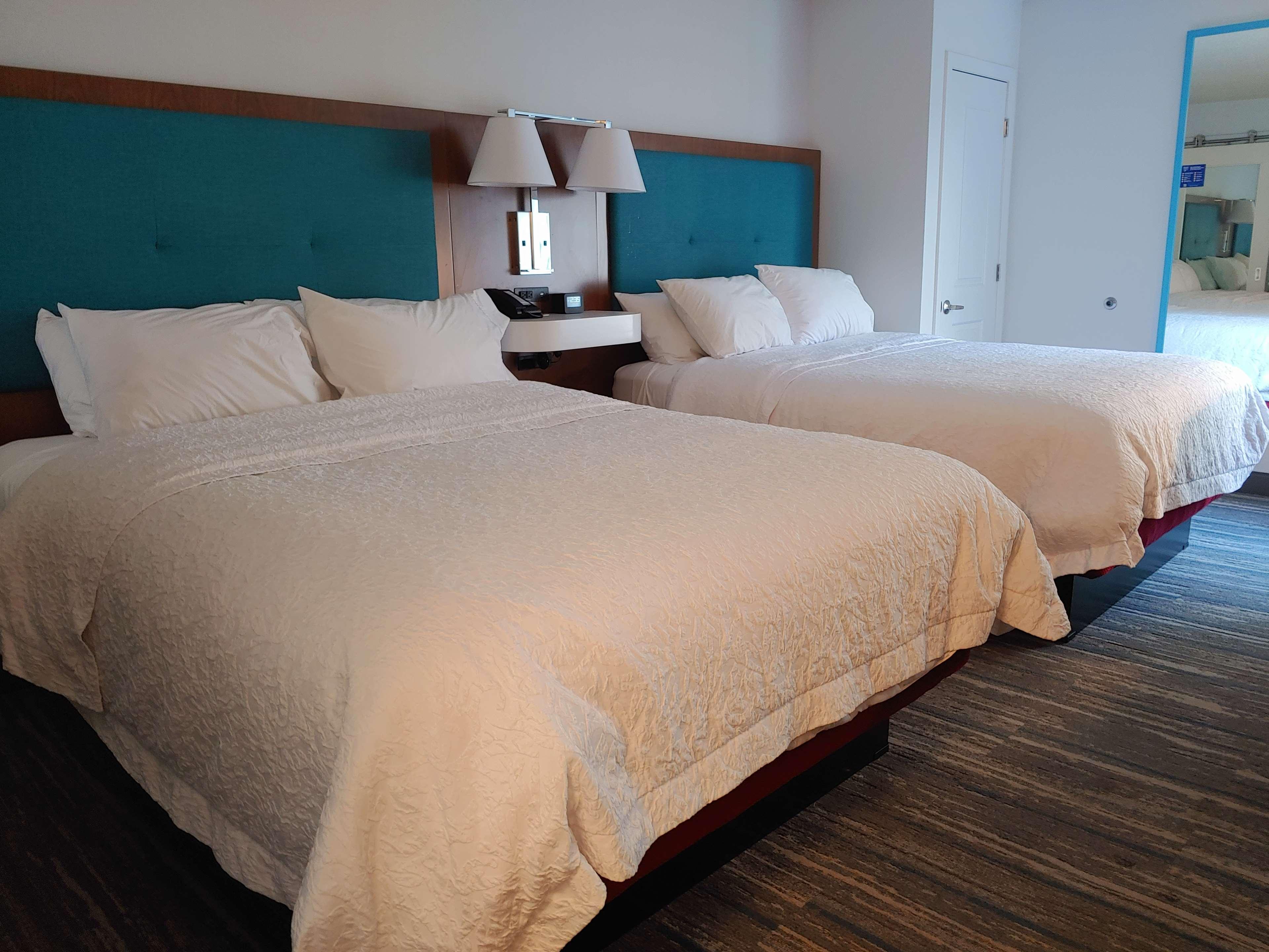 Hampton Inn By Hilton Concord/Bow Zewnętrze zdjęcie